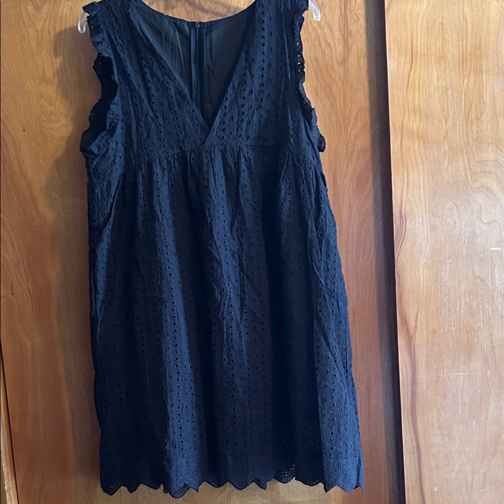 Elegant Black Sleeveless Top